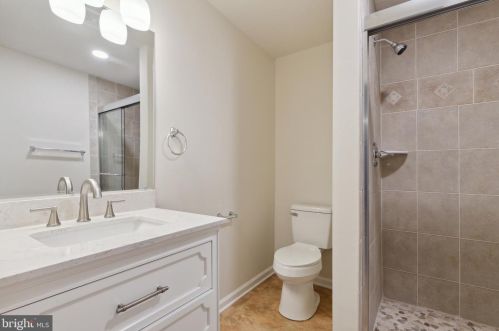 5758 Benford Dr, Haymarket VA  20169-2503 exterior