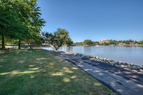 7012 Colina Ln, Rancho Murieta, CA 95683-9562