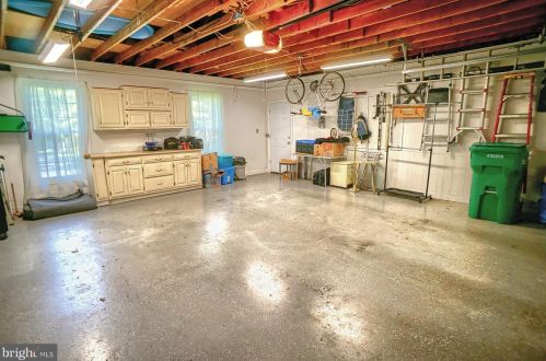 475 Woodcrest Dr, Navy Sup Dpt PA 17050-6854 exterior