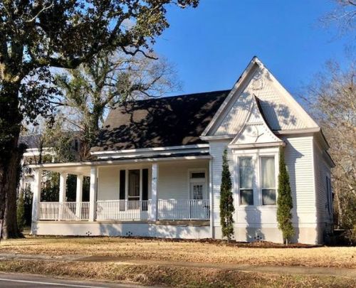3243 Jefferson St, Macon MS  39341-2279 exterior
