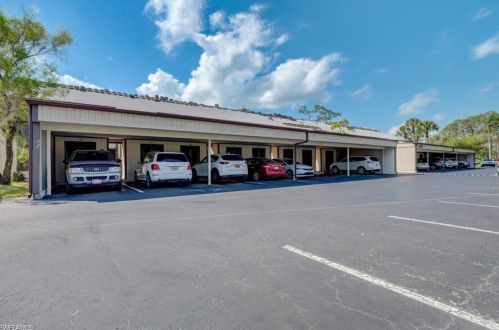 5825 Rattlesnake Hammock Rd, Naples FL  34113-3508 exterior