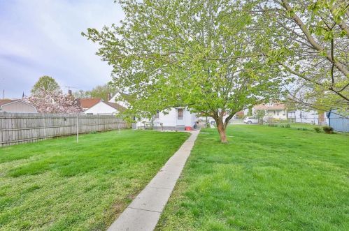 226 Sycamore St, New Haven OH  45030-1131 exterior