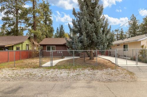 204 Mountain View Blvd, Big Bear City, CA