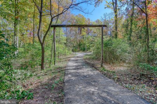 7455 Hillside Dr, Spring Grove PA  17362-8555 exterior
