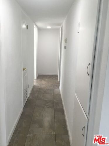 2720 Valencia Dr, Bakersfield CA  93306-6500 exterior