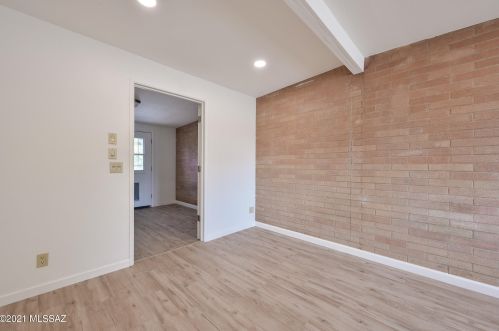 6665 Mary Dr, Tucson AZ 85730-2038 exterior