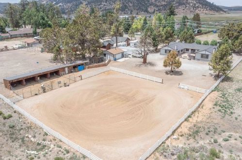 1556 Shay Rd, Big Bear City CA  92314-9180 exterior