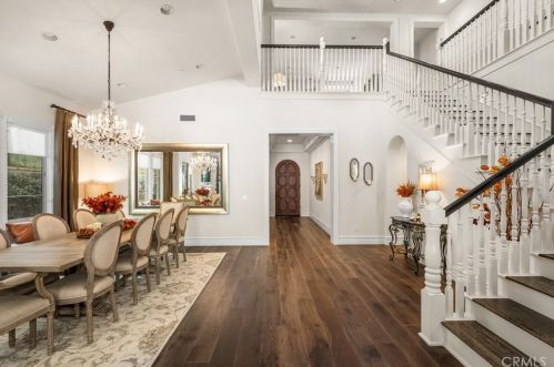 22 Shadybend, Irvine CA  92602-0844 exterior