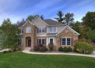 1049 Whispering Woods Dr, Macedonia, OH 44056-2351