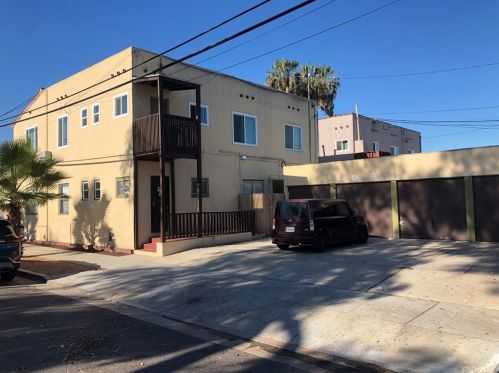 1400 Rose Ave, Long Beach, CA 90813-7521
