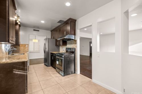 1404 Marbury St, West Covina CA  91791-1205 exterior