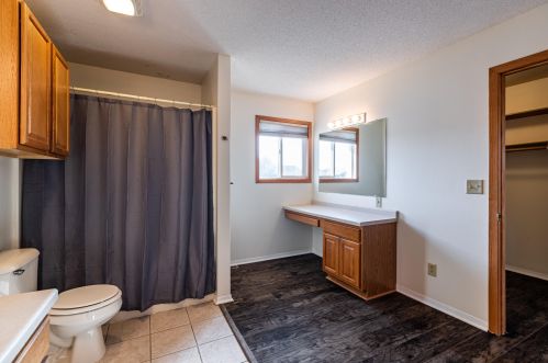 904 Winchester Ln, Holmen WI  54636-8713 exterior