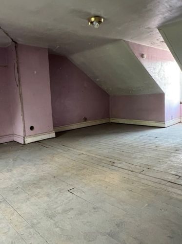 5229 Stanton Ave, Pittsburgh PA  15201-2592 exterior