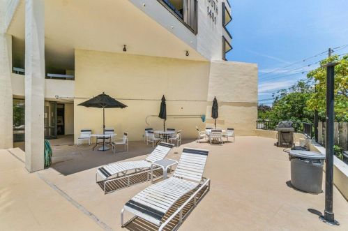 1401 Federal Hwy, Boca Raton FL  33432-7395 exterior