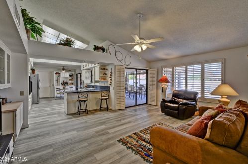 12302 Aurora Dr, Sun City AZ 85375-3833 exterior