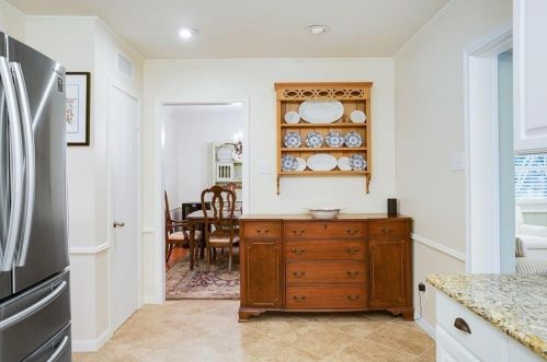 3957 Gaspar Dr, Dallas TX  75220-3612 exterior