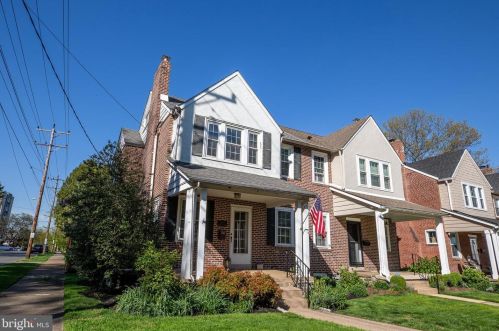 2217 11th St, Wilmington, DE 19805-2603