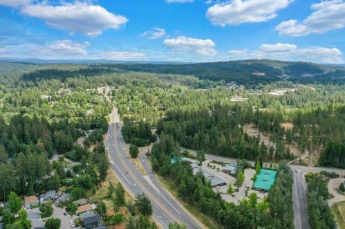 516 Packard Dr, Grass Valley CA  95945-7023 exterior