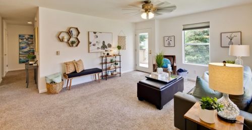 704 Applause Pl, San Jose, CA 95134-2608