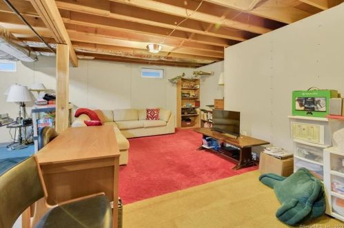 26 Ridge Rd, Southington CT  06489-2437 exterior