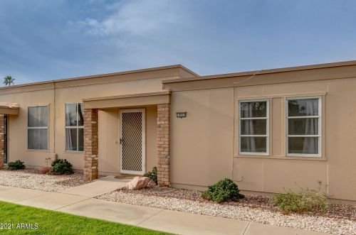 10023 Thunderbird Blvd, Sun City, AZ 85351-2811