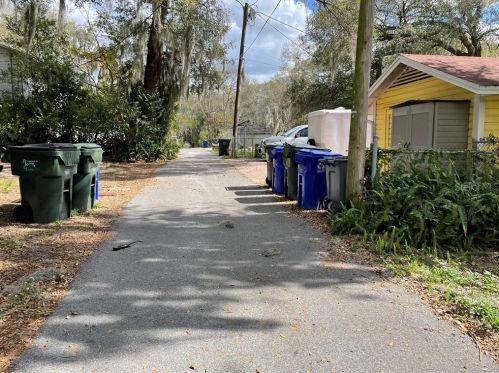 523 Frank Lloyd Wright Way, Lakeland FL  33803-1134 exterior