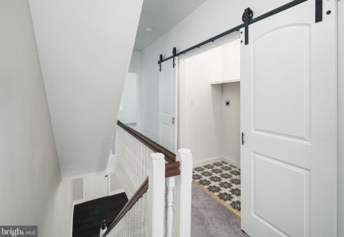 210 Market St, Gloucester NJ  08030-1907 exterior