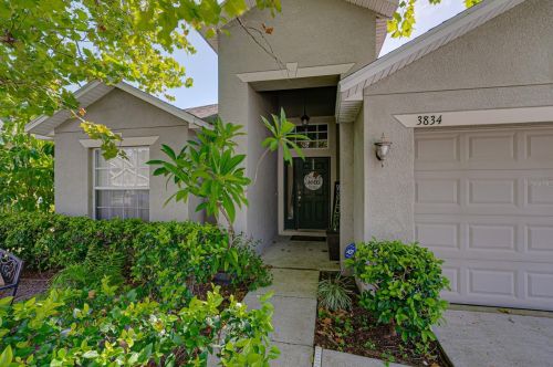 3834 Covington Ln, Lakeland, FL 33810-2735