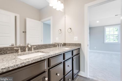 1930 Hillside Dr, Falls Church VA  22043-1414 exterior