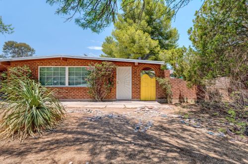 4219 2nd St, Tucson, AZ 85711-1015