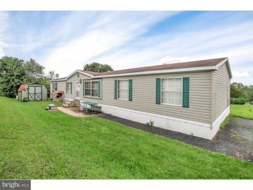 16 Scenic Ave, Moselem, PA 19526-8656