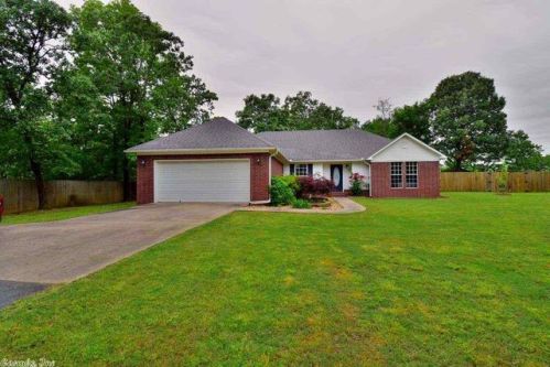 42 Northlake Dr, Conway, AR 72032-7867