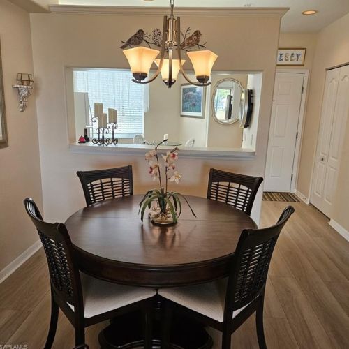 1133 Sweetwater Ln, Naples, FL 34110-4121