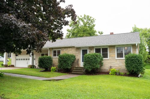 530 2nd St, La Crescent, MN 55947-1007