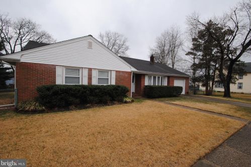 240 2nd St, Florence NJ  08518-1404 exterior