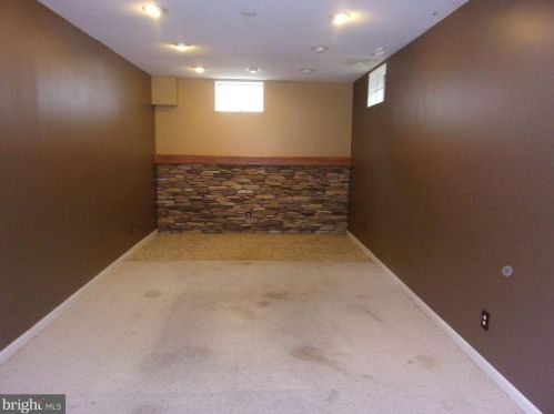 893 Ashburn Way, Auburn NJ  08085-4020 exterior