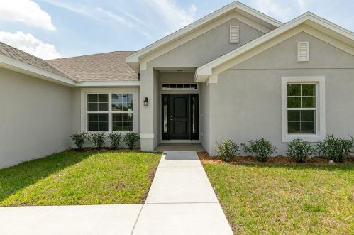 437 Avens St, Fort Pierce, FL 34983-8656