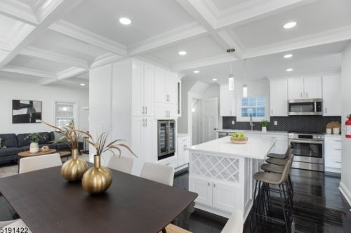 49 Elmwood Ave, Montclair NJ  07042-4531 exterior
