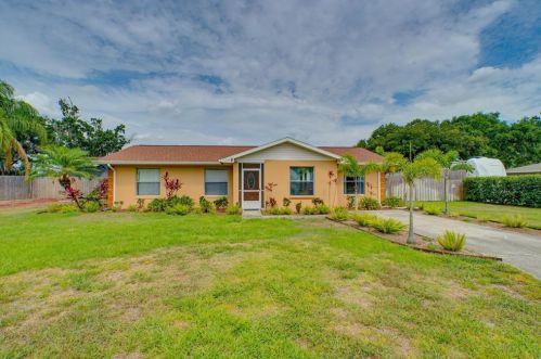 1706 Valencia Blvd, Bartow FL  33830-9420 exterior