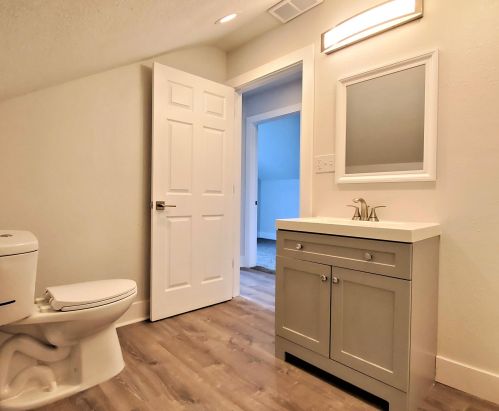 215 Vienna Ave, Milwaukee WI 53212-4102 exterior