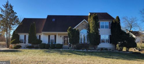 111 Harvest Dr, New Castle, DE 19720-5607