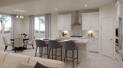 17463 66th Ave, Glendale, AZ 85308-3653