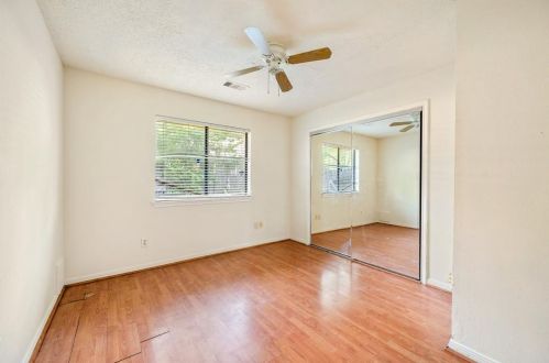 3123 Southdown Dr, Pearland TX 77584-2364 exterior