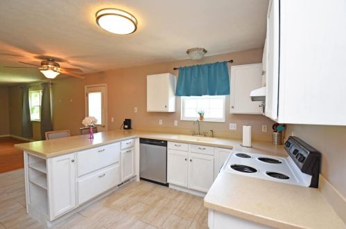 1413 Breckenridge Dr, Amelia OH  45102-1169 exterior