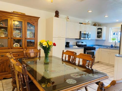 11972 Margie Ln, Garden Grove CA  92840-2532 exterior