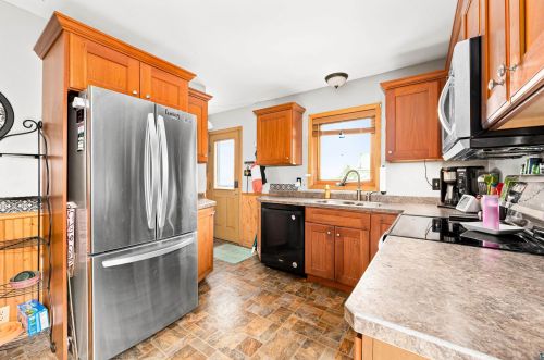 1317 Lincoln Park Dr, Duluth MN  55806-1130 exterior
