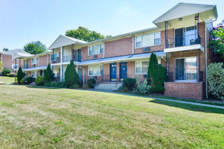 405 Franklin Tpke, Mahwah NJ  07430-2230 exterior