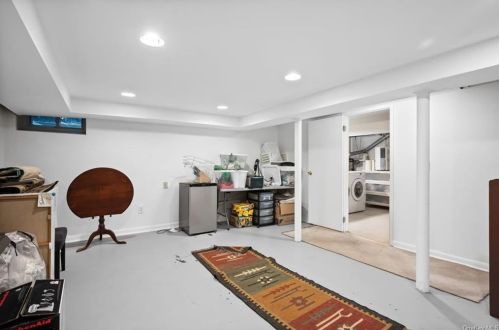 47 Devonia Ave, Mount Vernon NY 10552-1008 exterior