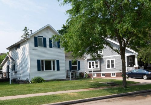 164 6th St, Fond Du Lac, WI 54935-5174