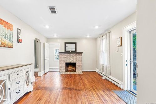 1 Lindbergh Pl, Poughkeepsie NY exterior